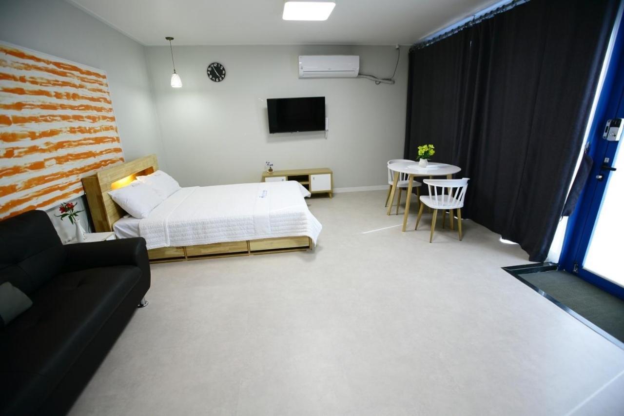 Damyang Thirasia Pension מראה חיצוני תמונה