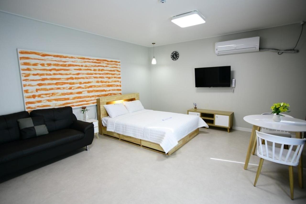 Damyang Thirasia Pension מראה חיצוני תמונה